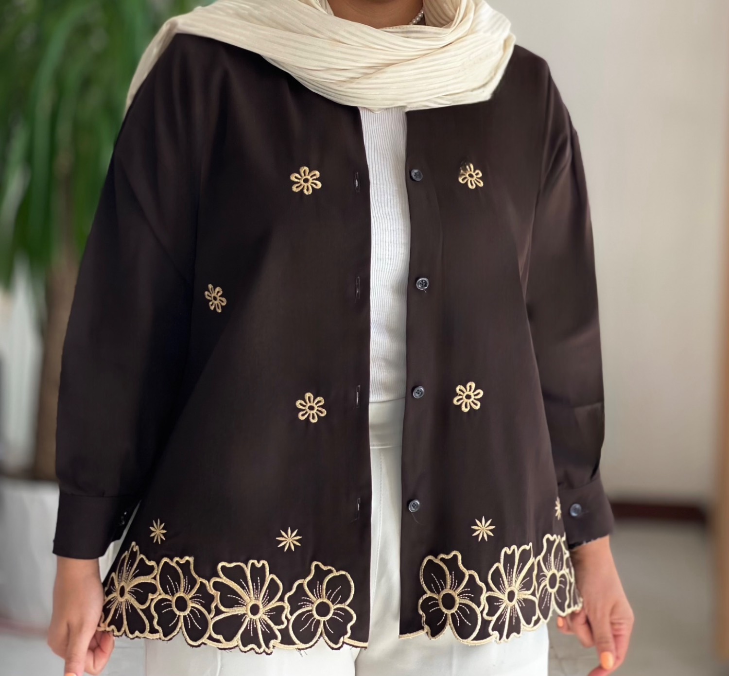 مانتو زنانه گلدوزی مدل غزل