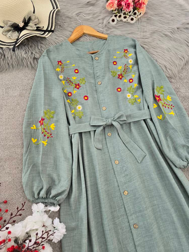 مانتو گلدوزی زنانه مدل باران