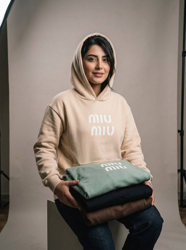 هودی زنانه توکرکی مدل میو میو miu miu