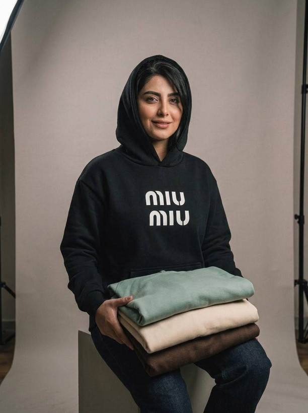 هودی زنانه توکرکی مدل میو میو miu miu